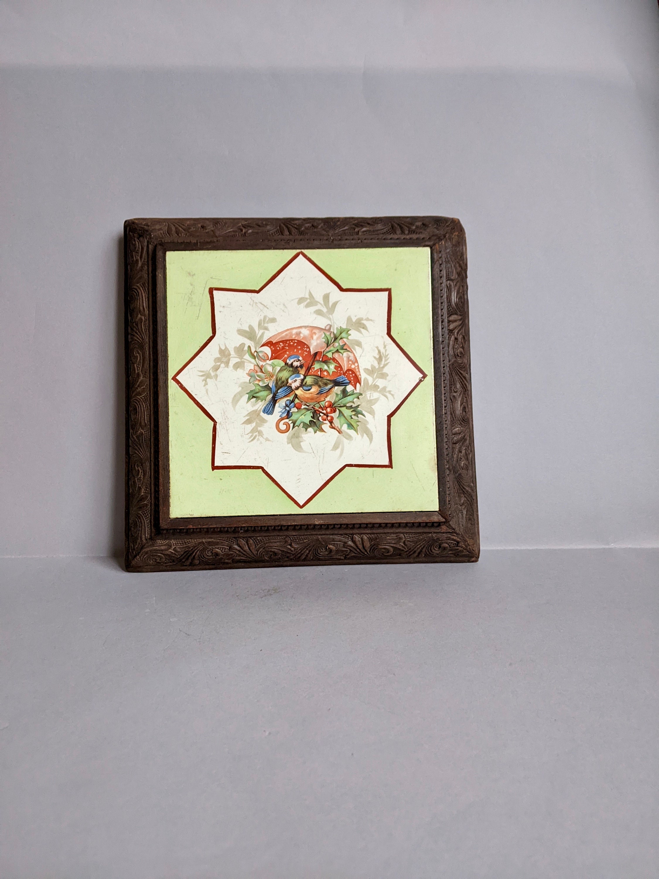 Trivet de Cuisine Vintage Français, Carreaux Floraux en Céramique Des Années 1950 et Cadre Bois Scul