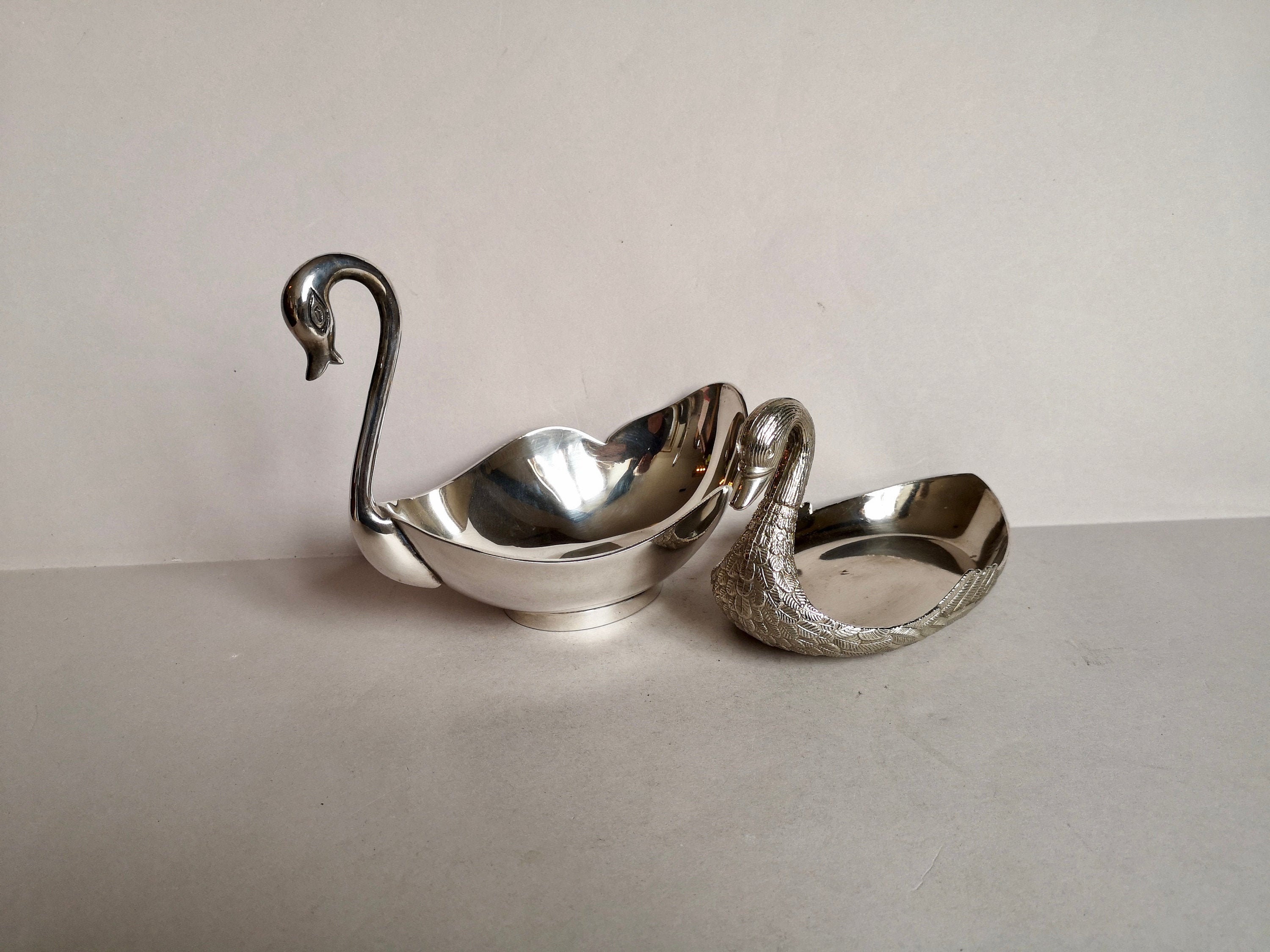 Un Beau Couple de Petits Plats Vintage Plaqués Cygne ou Oiseau, Pièce Maîtresse, Bonbon Candy Bowls 