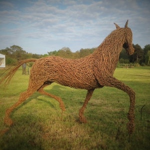 Life Sized Willow Wicker Horse Sculpture - Garden animal sculpture art