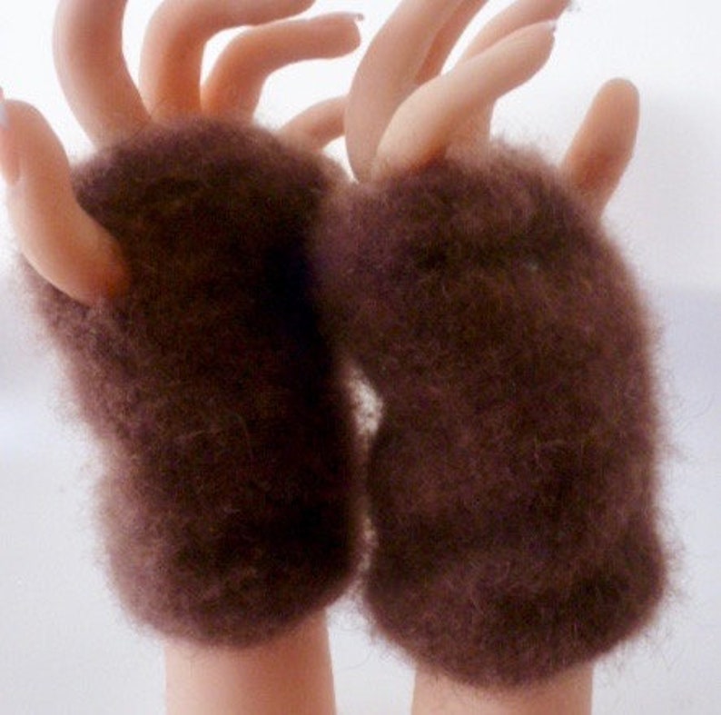 Hand sewn elastic casings fingerless gloves Alaska muskoxen fiber #6 Arctic Plush* 6 inches Free us shipping #6 Rusty Brown fleece