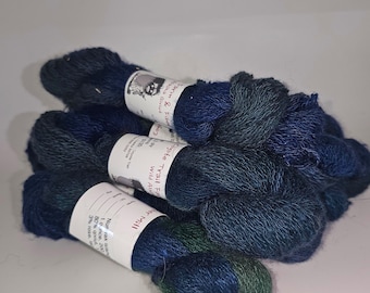 HAND DYED QIVIUT - 80% Qiviut 17per. Merino 3per. Rose (1oz/200yds/2ply lace)
