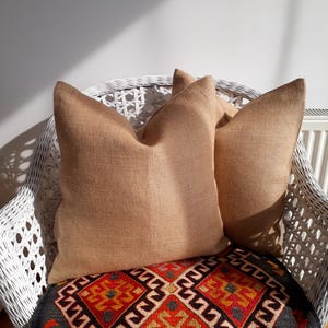BURLAP pillow cover wholesale CUSTOM Burlap pillow cover 24x24 22x22 20x20 18x18 16x16 26x26 28x28 30x30 12x18 12x36 Lumbar Pillow Euro Sham image 2