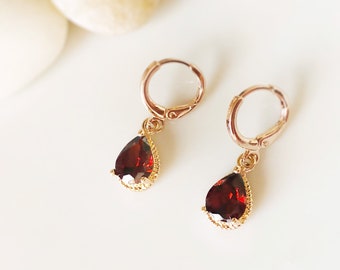 Garnet Statement Hoop EarringsRaw Garnet EarringsJanuary BirthstoneBoho Natural StoneGemstone Hoop EarringsGraduation GiftGift For Her
