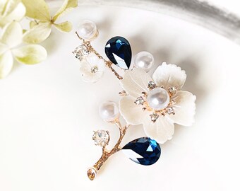 Blue sapphire pearl flower brooch, flower statement brooch pin, blue crystal pearl  wedding brooch, gift for mom, gift for her