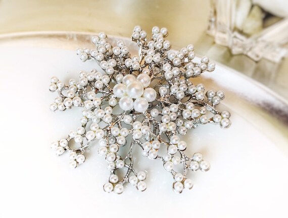Large pearl shop brooch