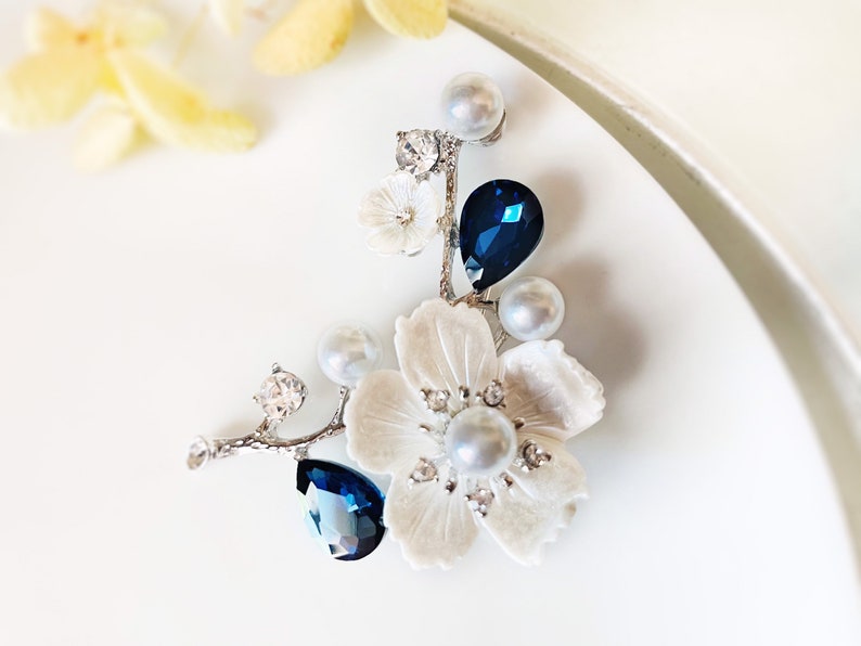 Blue sapphire pearl flower brooch, flower bouquet brooch pin, blue crystal pearl wedding bouquet brooch, gift for mom, gift for her image 3