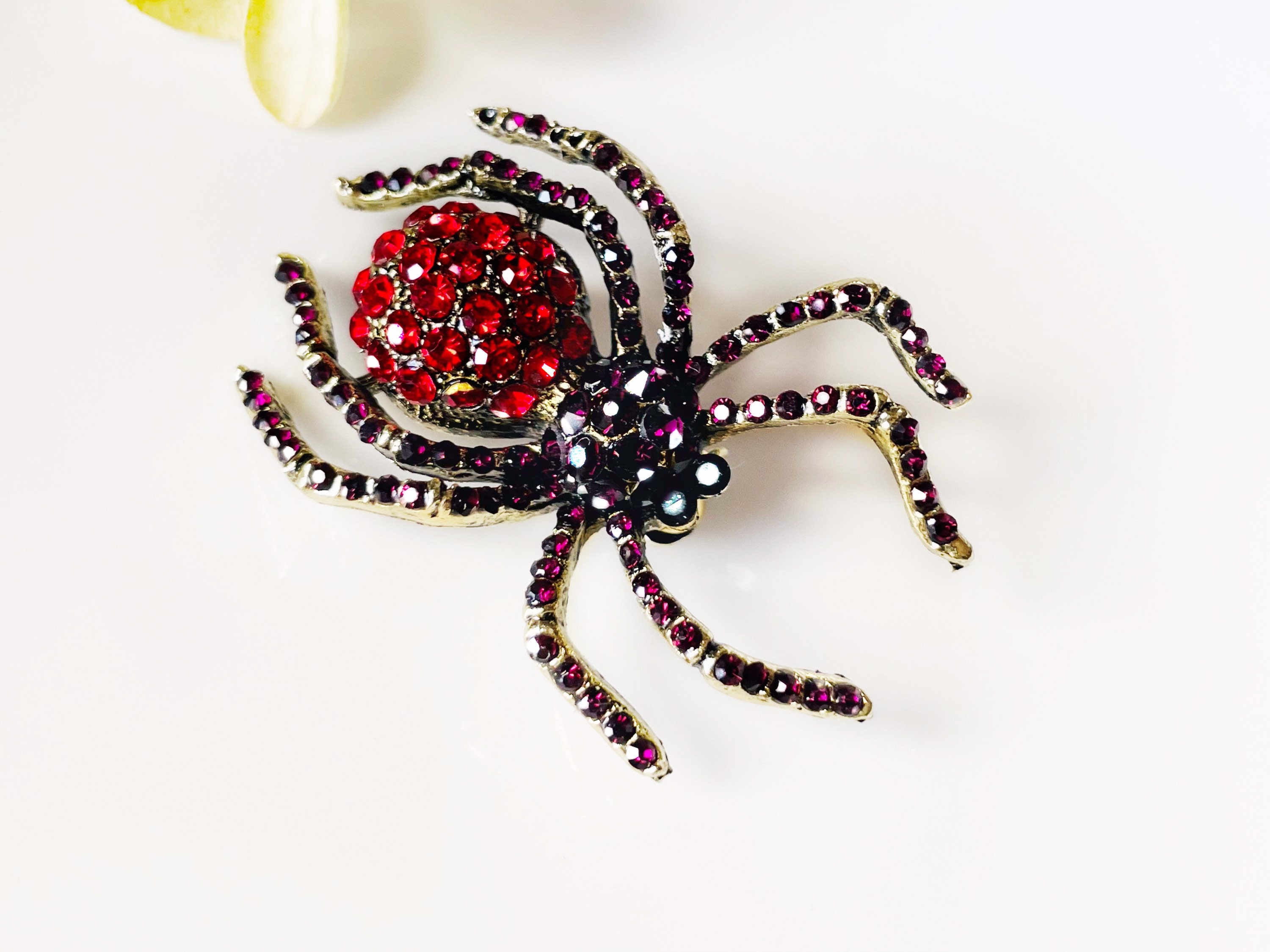 Fashion Spider Brooch Green Red Blue Classic Spider Insect Brooch