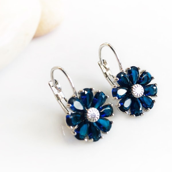 Sapphire daisy dangle earrings, blue sapphire flower earrings, September birthstone earring, gift for mom, gift for her