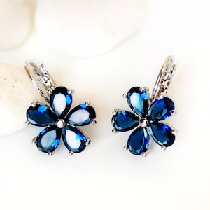 Sapphire flower lever back dangle earrings, dark blue gemstone flower drop earrings, Sept birthstone earrings, gift for her, gift for mom