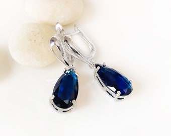Beautiful 6cts Blue & White Sapphire Sterling Silver Leverback - Etsy