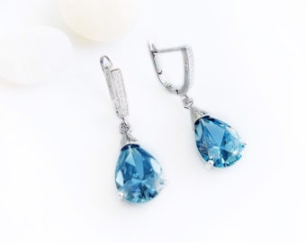 London blue topaz gemstone dangling earring in 18K white gold, bridal earrings, gift for her, gift for mom, December birthstone