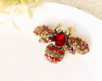 Red crystal bee brooch pin, ruby red crystal bee brooch pin, statement brooch pin,  vintage inspired bee brooch, gift for her, gift for mom