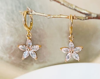 White sapphire flower dangle earrings in 14k gold, white flower drop earrings, gift for mom, gift for her, April birthstone