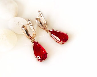 Boucle d'oreille en forme de larme de rubis, pendentifs en forme de larme de pierre précieuse rouge, boucles d'oreilles en pierre de naissance de juillet, cadeau pour elle, cadeau pour maman, cadeaux de fête de mariage