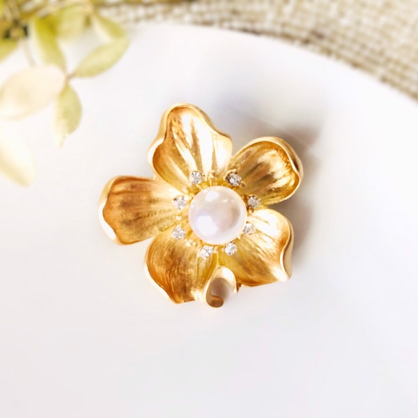 Broche fleur en cristal perlé plaqué or 14 carats. Broche fleur d’or, broche bouquet de mariage, cadeau pour elle, cadeau pour maman