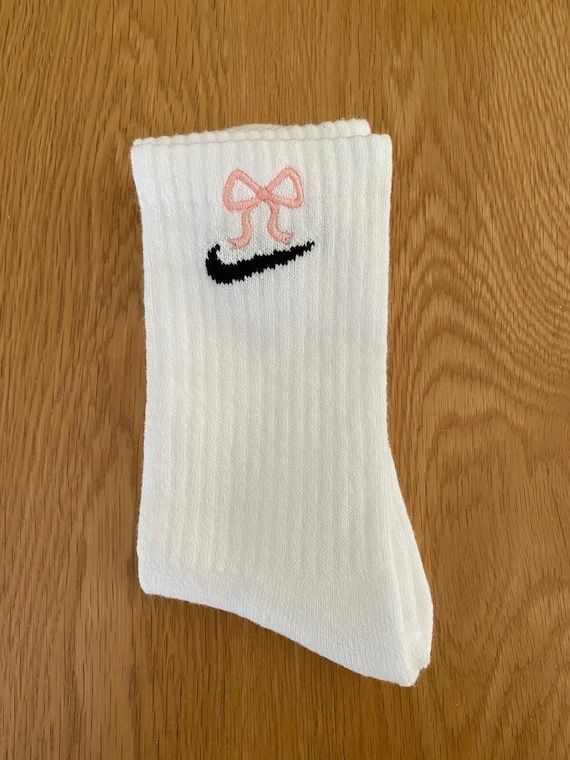 custom embroidered nike