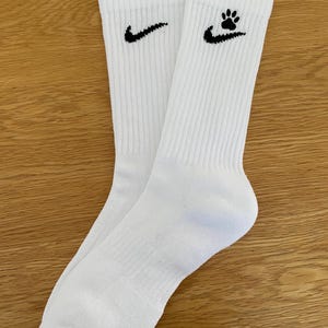Custom embroidered nike socks paw print bild 5