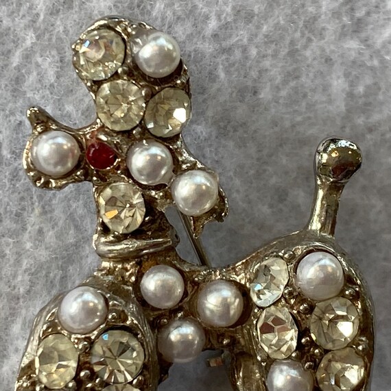 Vintage Rhinestone and Faux Pearl Poodle Brooches - image 5