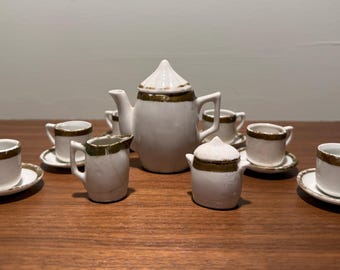 Harrods, Miniature Childs Tea Set in Original Box. Fine