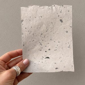 Papel artesanal de eucalipto hecho a mano - Hoja individual rústica de 20 cm x 14 cm