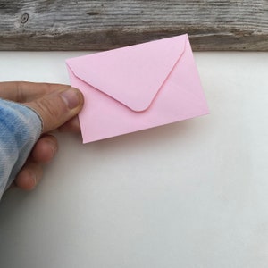 20 x petites enveloppes rose pâle - mini enveloppes en papier, 94 mm x 65 mm, cadeaux de mariage en vrac, porte-cartes de visite, sachets de graines