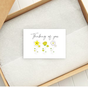 Gele bloemen afdrukbare platte notitiekaart & tentkaart met envelop 1295 / instant download / denken aan u / afdrukbare wenskaart