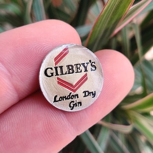 Vintage Gilbey&#39;s London Dry Gin Enamel Pin Badge