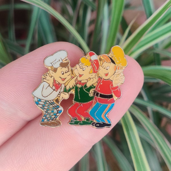 Snap, Crackle and Pop, Kellogg's Rice Krispies vintage enamel pin badge 1992