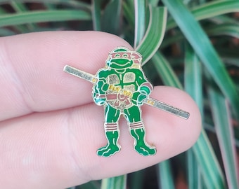 TMNT Donatello vintage enamel lapel pin badge.