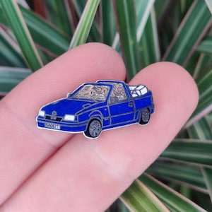 Opel Kadett Cabriolet convertible vintage enamel lapel pin badge.