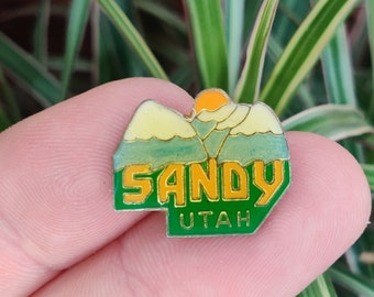 Sandy Utah vintage enamel lapel pin badge.