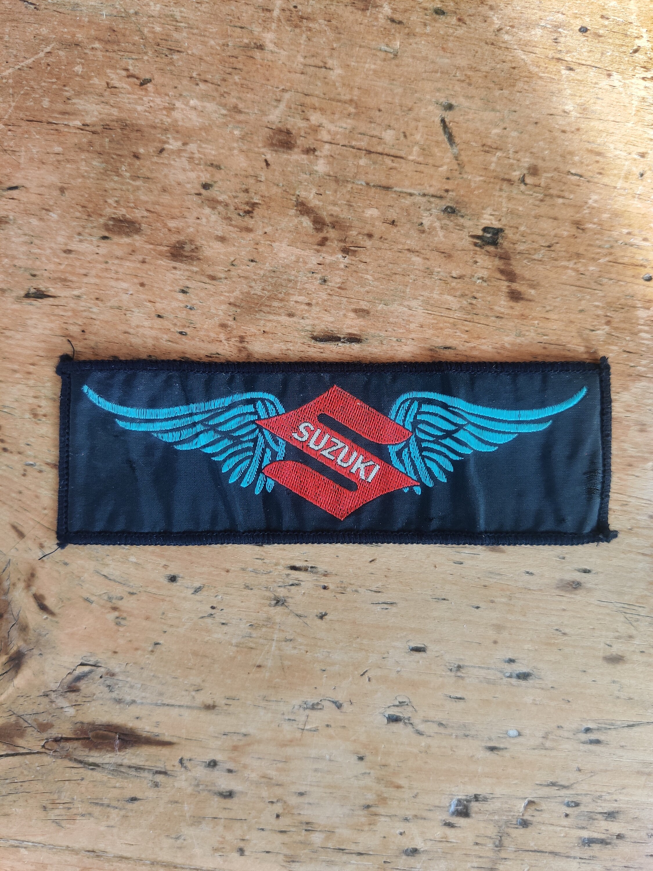 Toppa Termocollante Suzuki Racing Sport - Adesivo O Da Cucire Per Abbigliamento Sportivo E Accessori - Foto 3