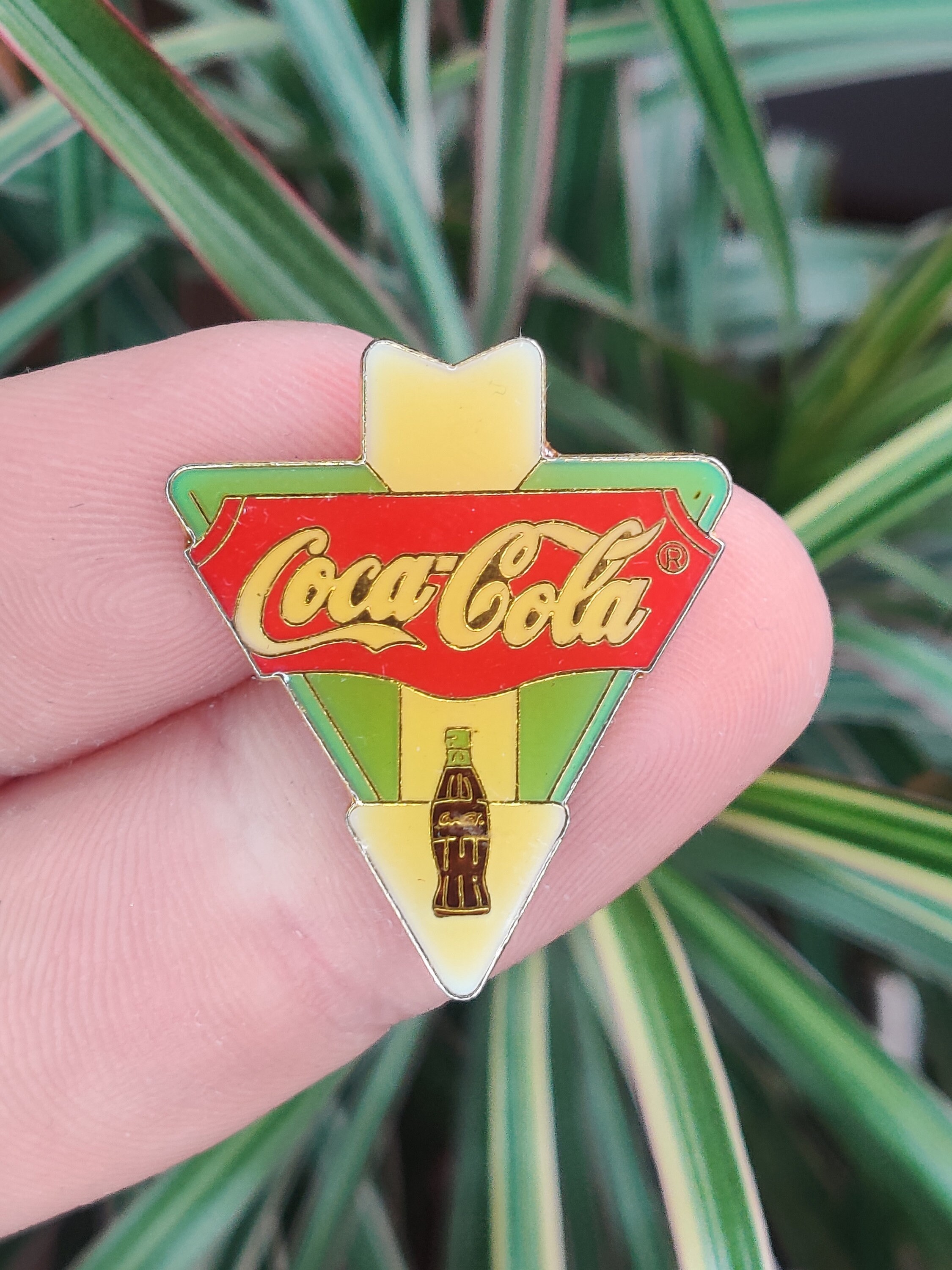 Pin Coca Cola Vintage The Ultimate COCA COLA Pin Collection With