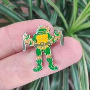 TMNT Michaelangelo vintage enamel lapel pin badge.