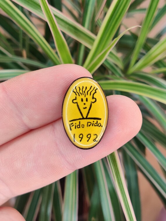 Seven up Fido dido vintage enamel lapel pin badge… - image 4