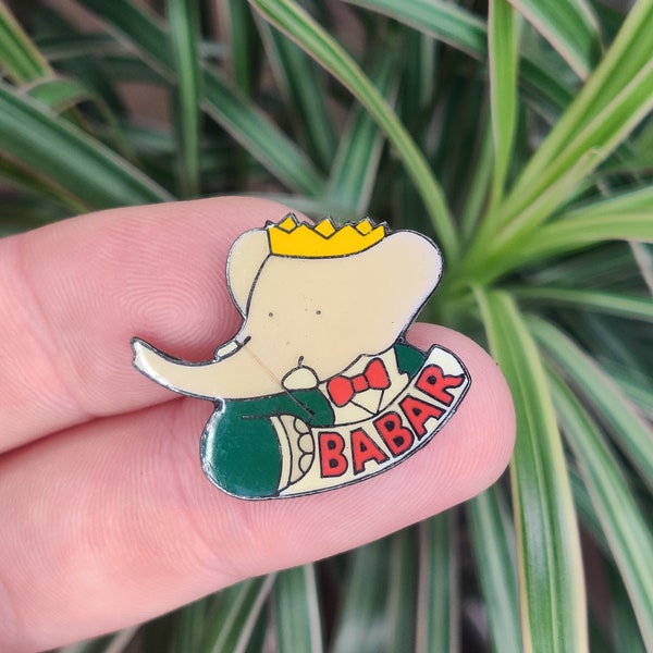 Babar the elephant vintage enamel lapel pin badge.