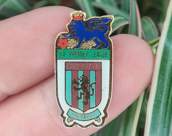 Aston Villa football club soccer vintage enamel lapel pin badge, FA premier league.