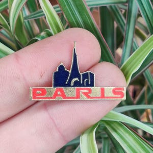Paris Skyline Vintage Anstecknadel.