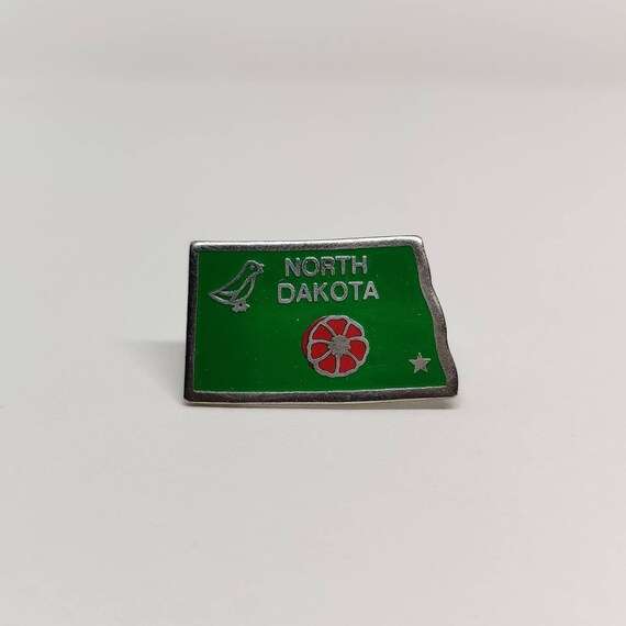 Fargo North Dakota Vintage Lapel Pin 