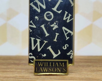 William Lawson whiskey pin badge. Hat Tie Lapel scarf bag denim or leather jacket. Vintage retro collectable advertising gift. Cocktail bar.