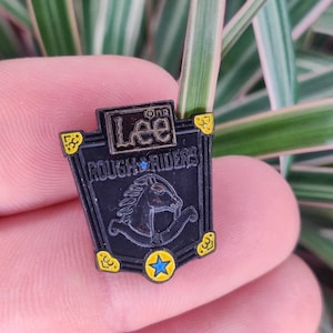 Lee jeans rough riders vintage enamel pin badge.
