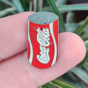 Coca Cola vintage lapel pin badge. Coke