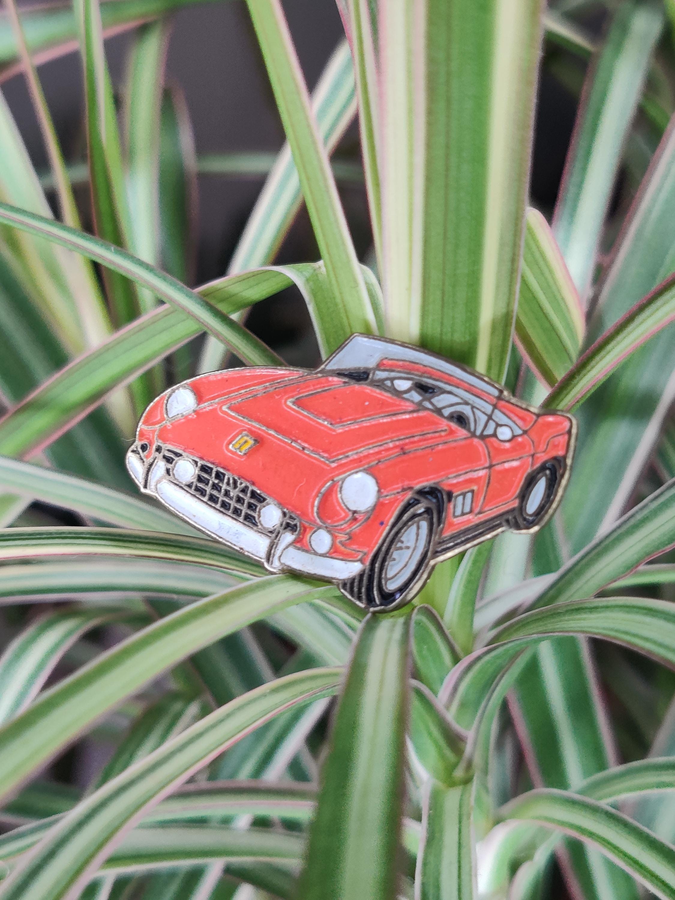 F40 Pin - Etsy