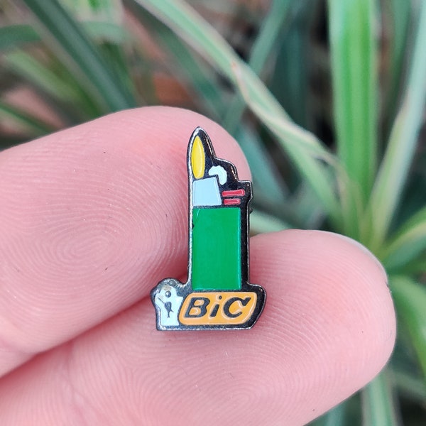 Bic Feuerzeug Vintage Emaille Pin Abzeichen Vintage Werbung Tobacciana