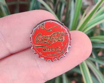 Coca Cola music vintage lapel pin badge. Coke