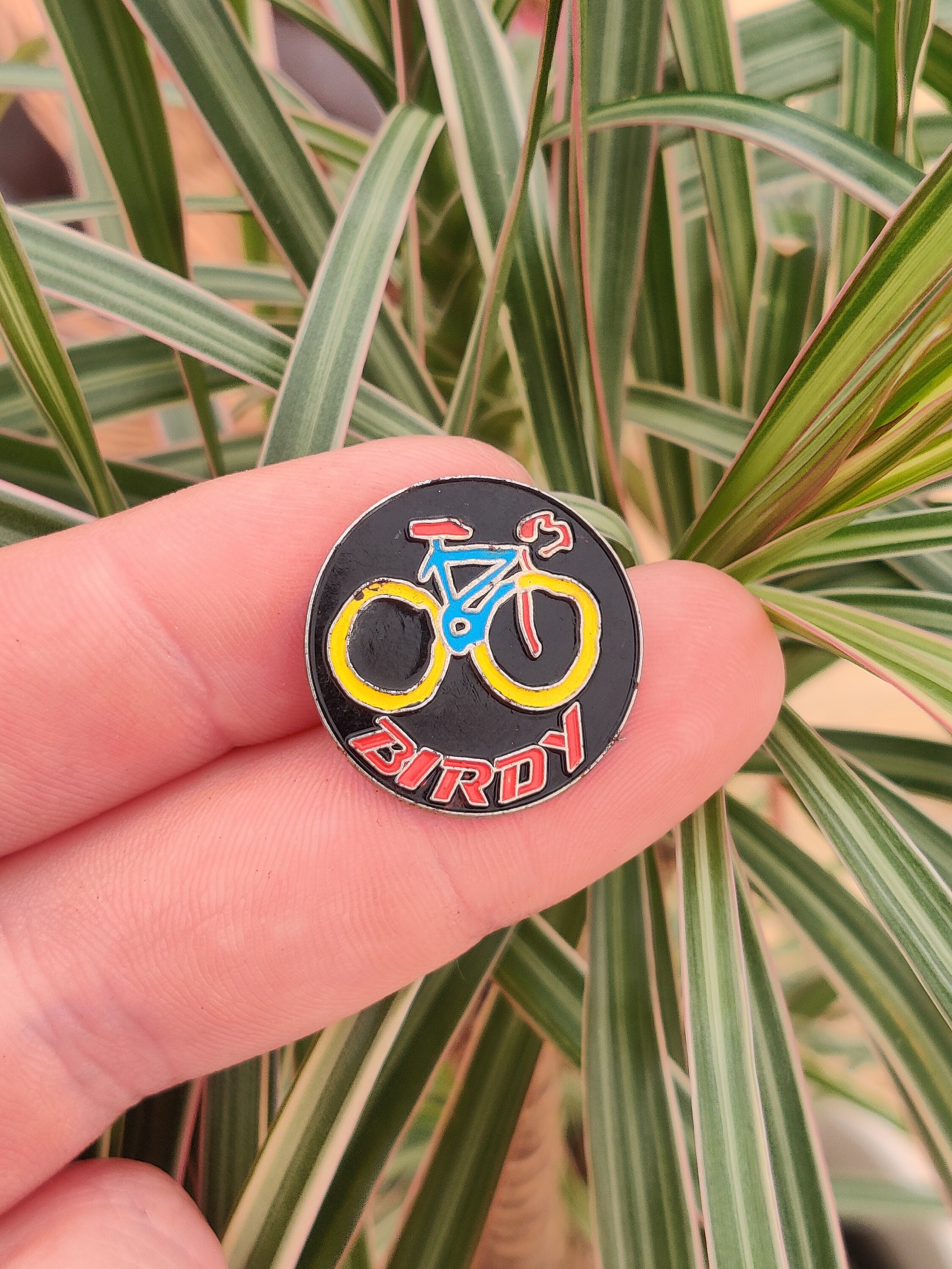 Birdy Cycling vintage enamel lapel pin badge.