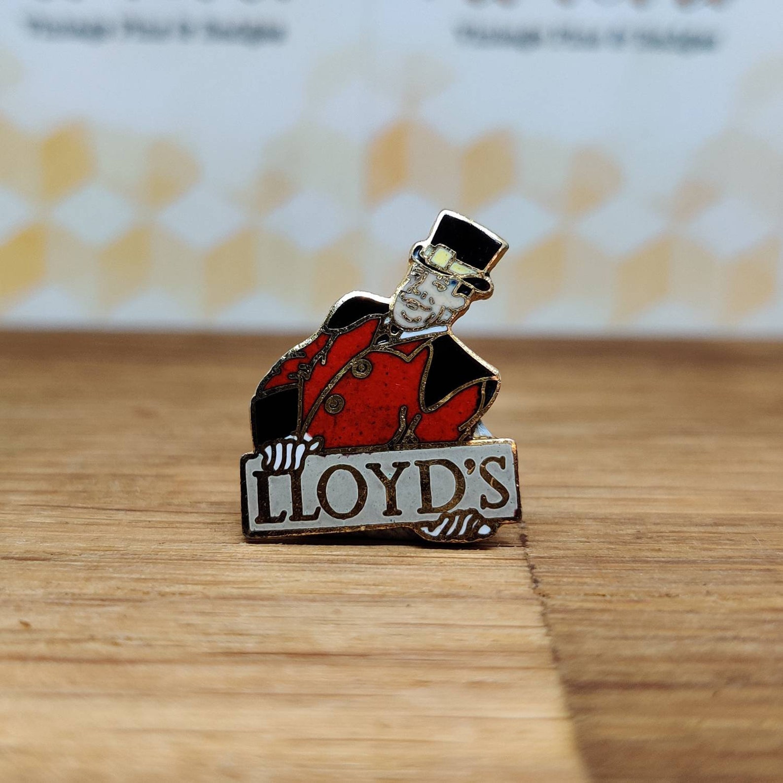 Lloyds Bank pin badge. Vintage banking advertising collectable Etsy