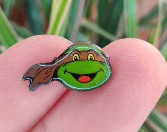 TMNT Donatello vintage enamel lapel pin badge.