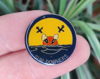 Sun Downers VF-111 United States navy vintage enamel lapel pin badge.