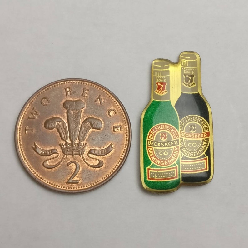 Beck's beer bottle lapel pin image 5